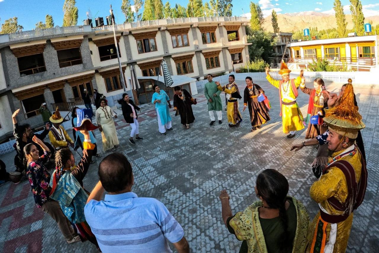 Cho Palace Leh Eksteriør bilde