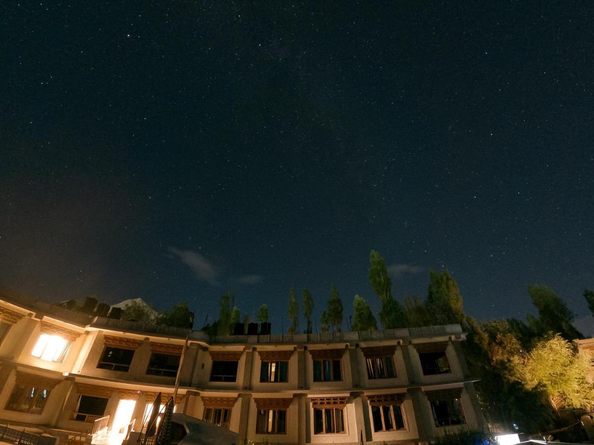 Cho Palace Leh Eksteriør bilde