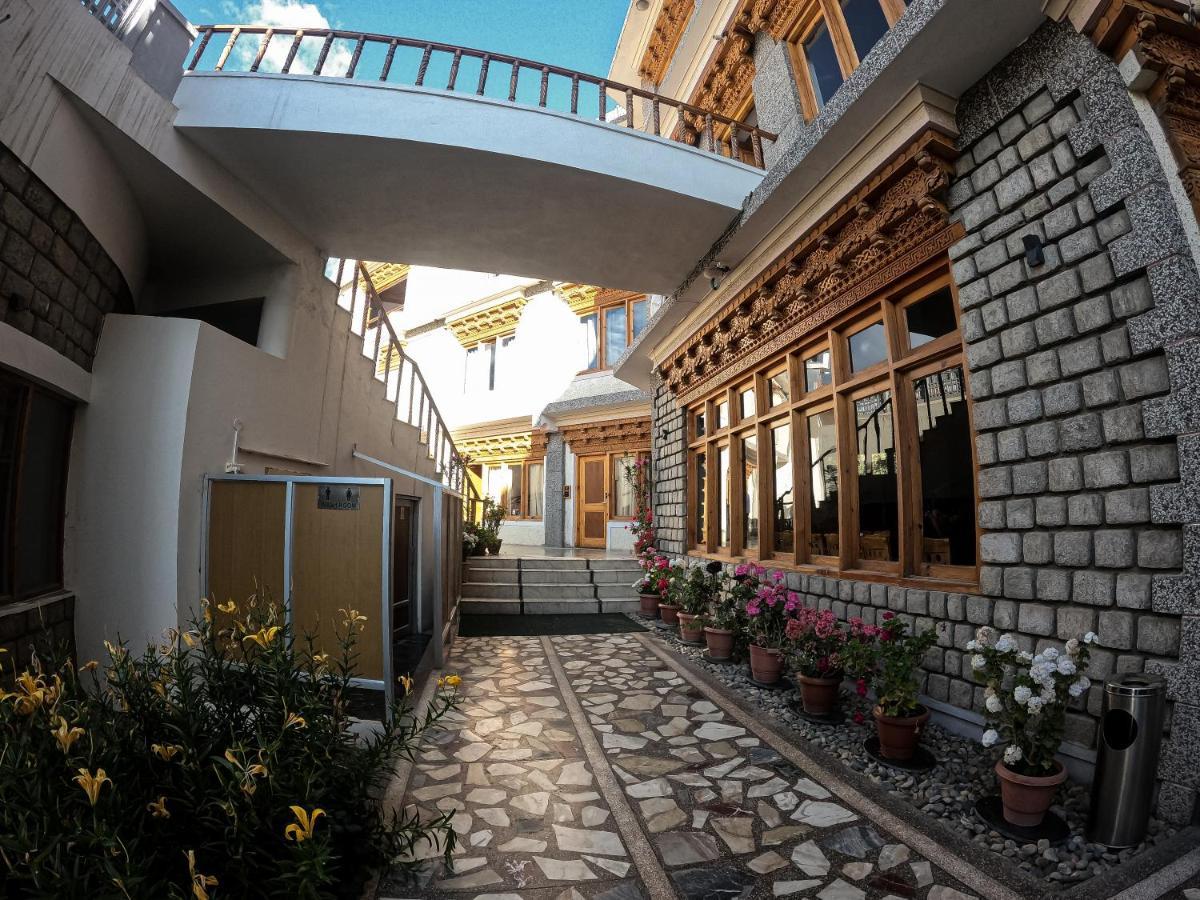 Cho Palace Leh Eksteriør bilde