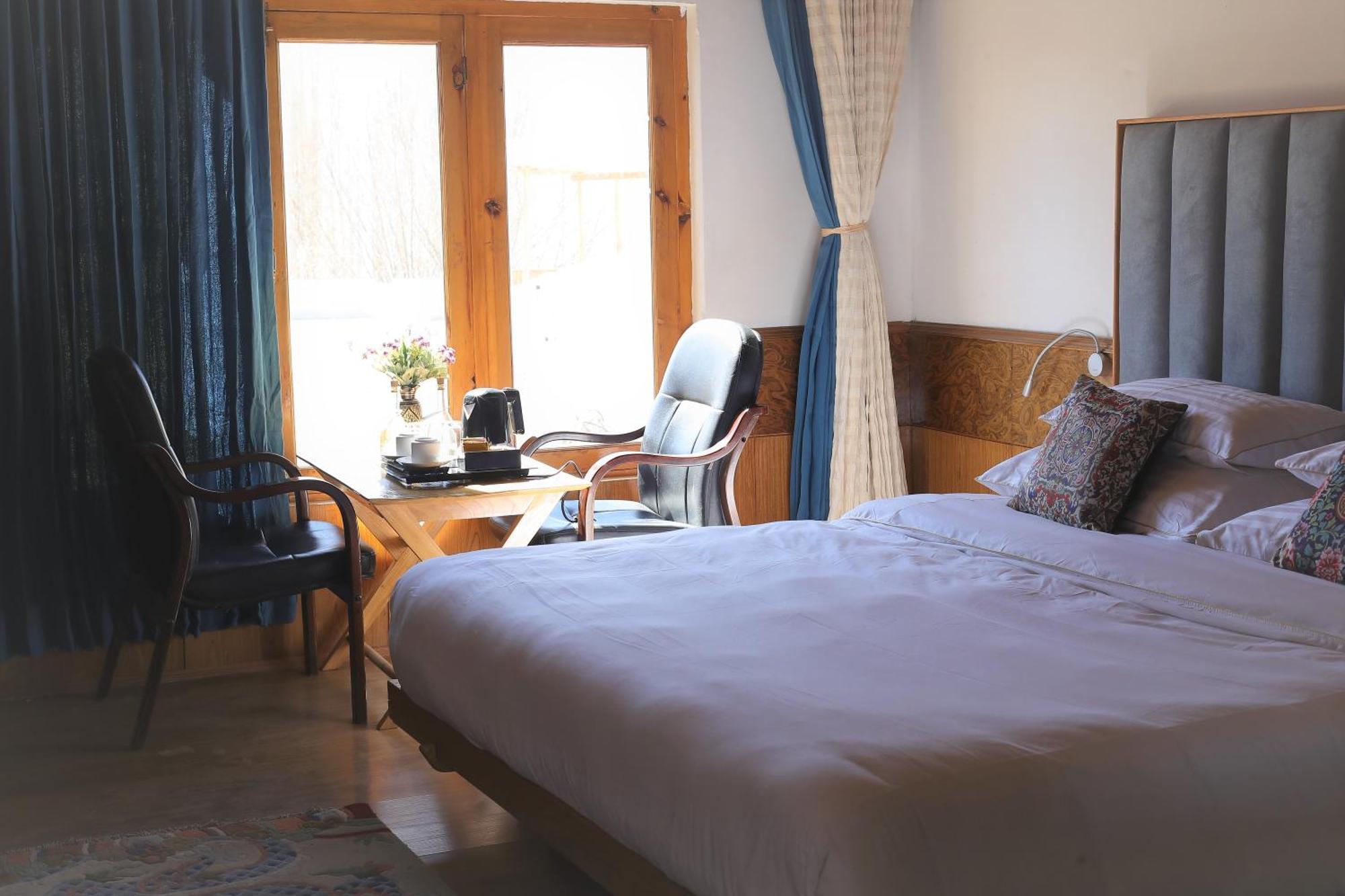 Cho Palace Leh Eksteriør bilde